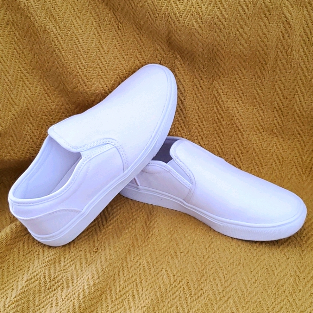 BCG white slip on sneaker